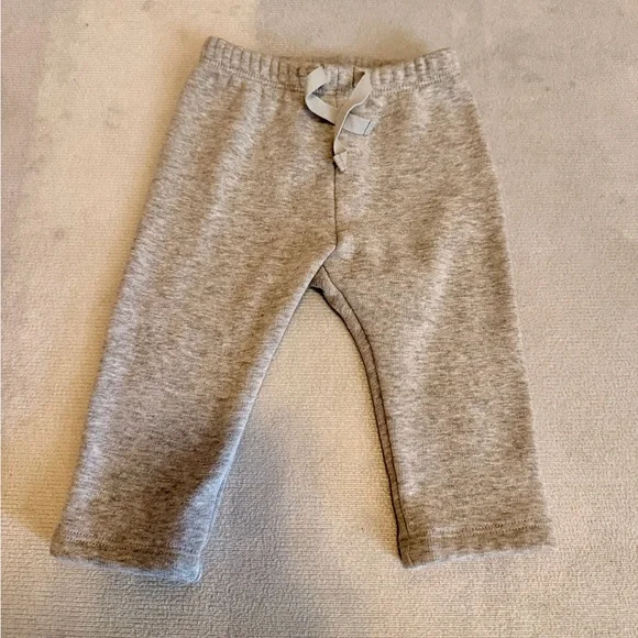 GAP Baby Essentials Set - - Picture 10 of 11